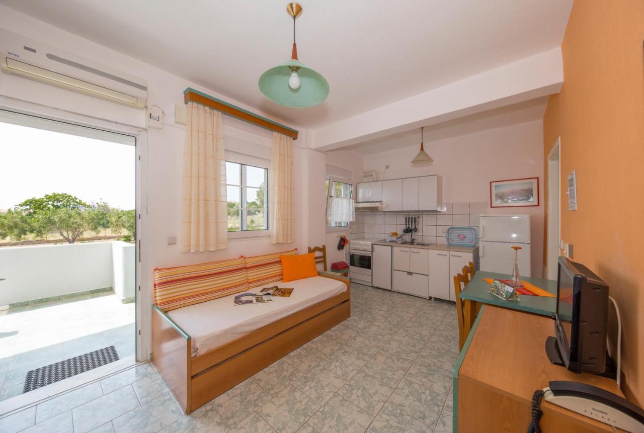 Seaview Aparthotel Nea Poteidaia Ngoại thất bức ảnh