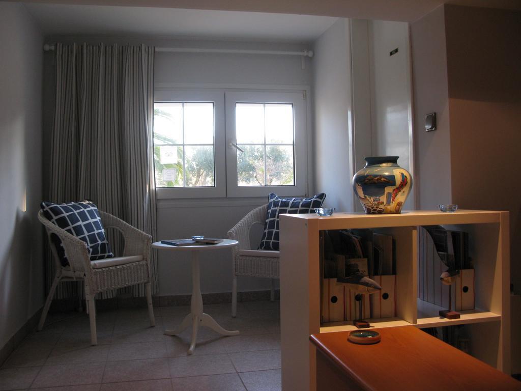 Seaview Aparthotel Nea Poteidaia Ngoại thất bức ảnh