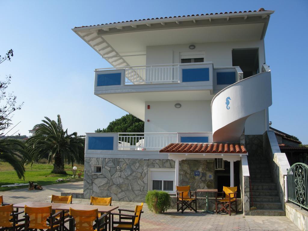 Seaview Aparthotel Nea Poteidaia Ngoại thất bức ảnh