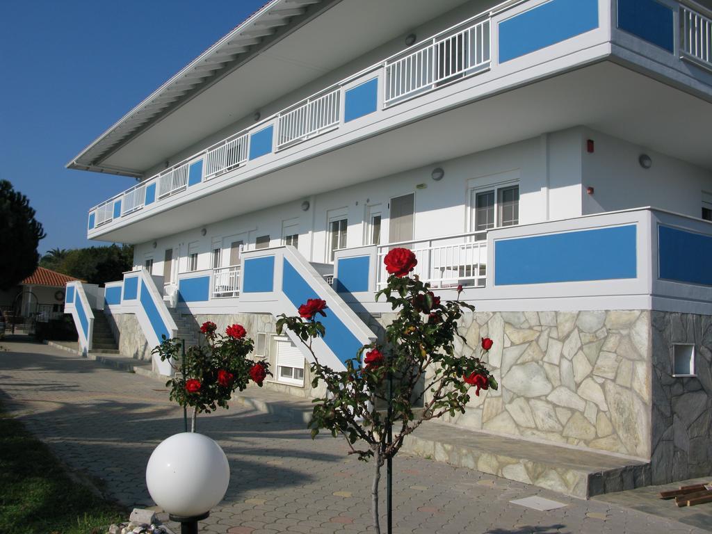Seaview Aparthotel Nea Poteidaia Ngoại thất bức ảnh