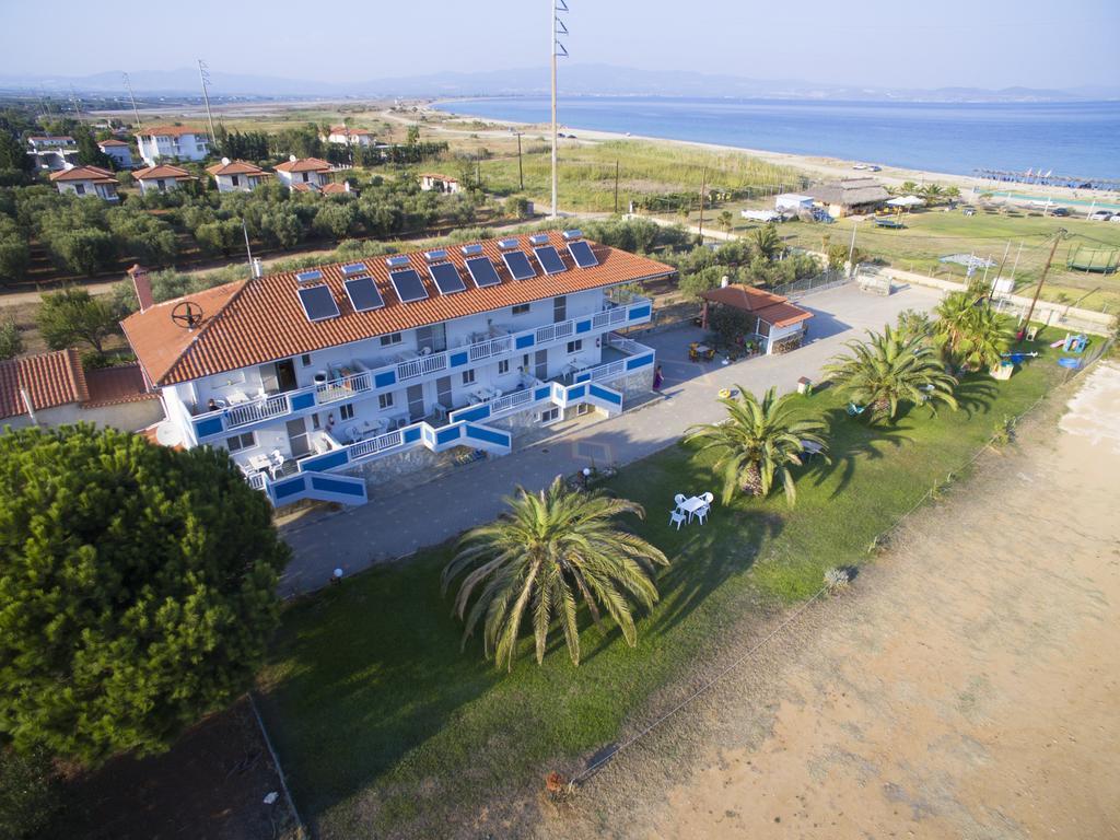 Seaview Aparthotel Nea Poteidaia Ngoại thất bức ảnh