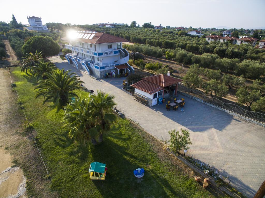 Seaview Aparthotel Nea Poteidaia Ngoại thất bức ảnh