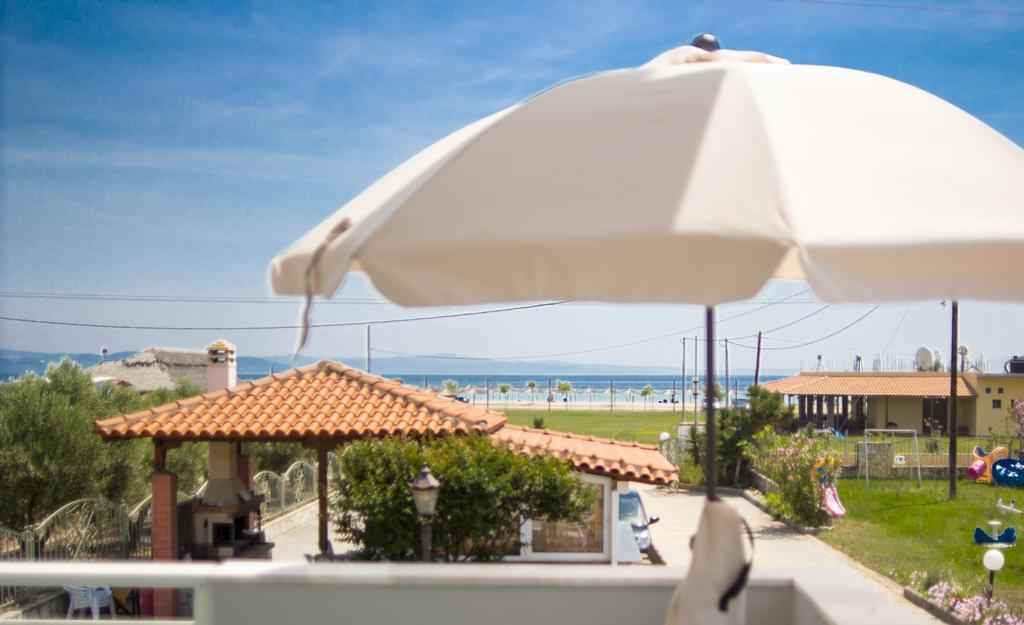 Seaview Aparthotel Nea Poteidaia Ngoại thất bức ảnh